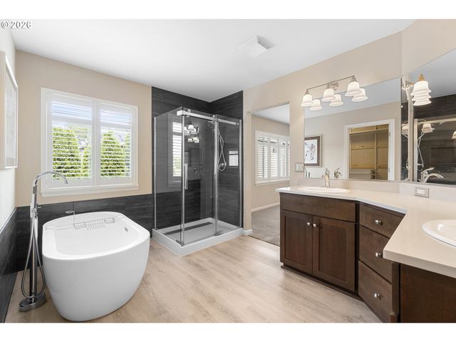 6143 Ne SHERBORNE St, Hillsboro, OR 97124