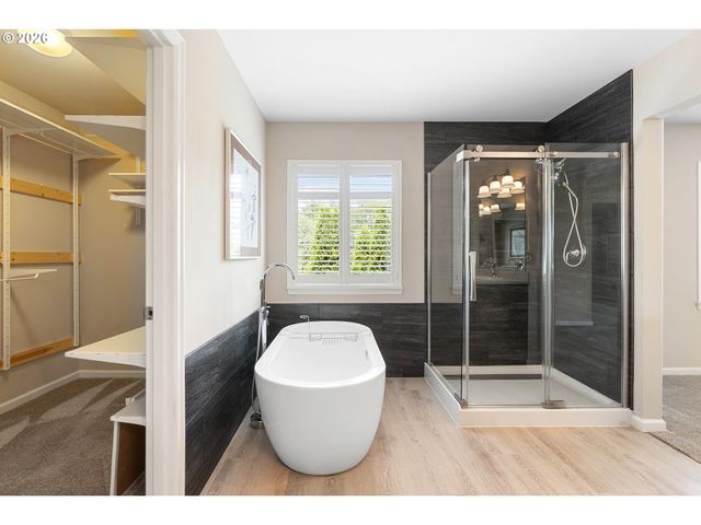 6143 Ne SHERBORNE St, Hillsboro, OR 97124