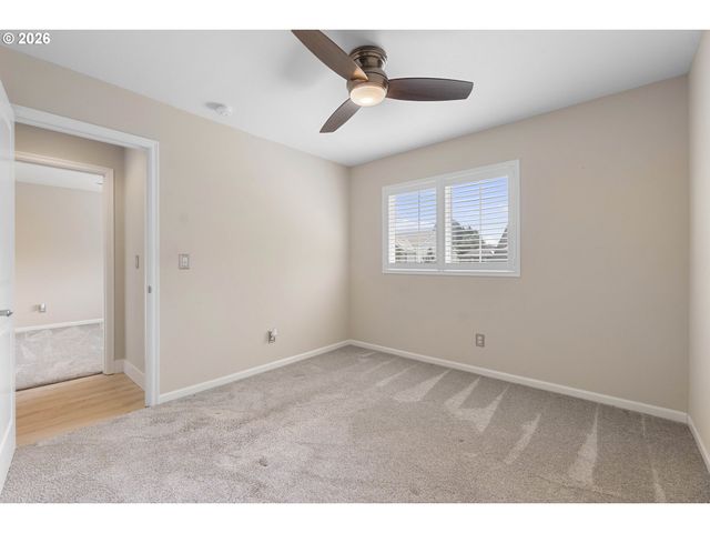 6143 Ne SHERBORNE St, Hillsboro, OR 97124