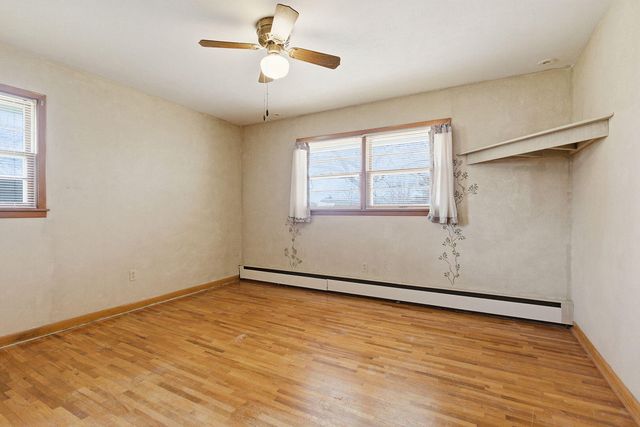 1909 BEAR CREEK DR, Columbia, MO 65202