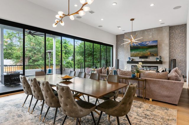 1011 Wynnwood Lane, Houston, TX 77008