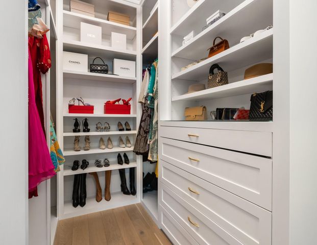 1011 Wynnwood Lane, Houston, TX 77008