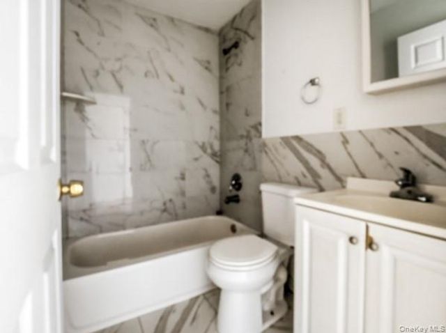 1620 Taylor Avenue, Bronx, NY 10460