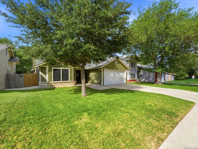 7914 WAYSIDE TRL, San Antonio, TX 78244