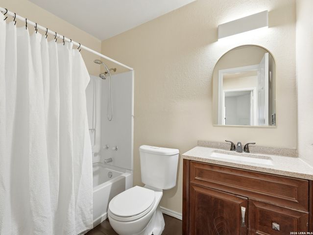 7914 WAYSIDE TRL, San Antonio, TX 78244