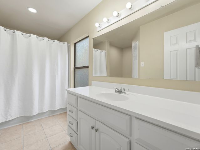 7914 WAYSIDE TRL, San Antonio, TX 78244