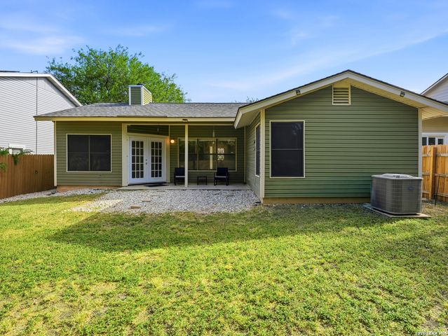 7914 WAYSIDE TRL, San Antonio, TX 78244
