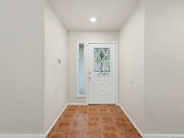 7914 WAYSIDE TRL, San Antonio, TX 78244