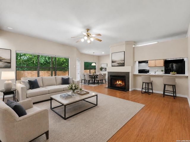 7914 WAYSIDE TRL, San Antonio, TX 78244