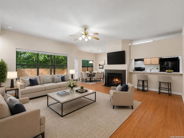 7914 WAYSIDE TRL, San Antonio, TX 78244