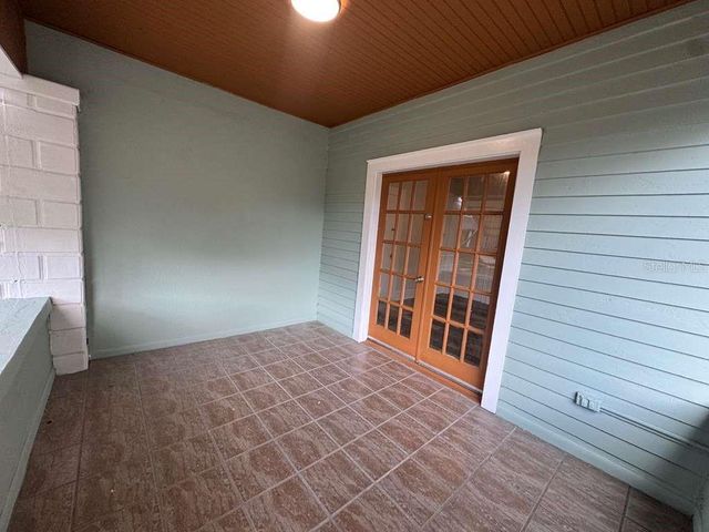 824 6TH STREET N 2, St Petersburg, FL 33701