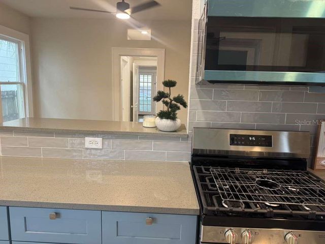 824 6TH STREET N 2, St Petersburg, FL 33701