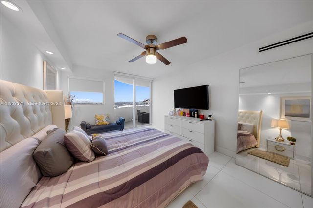 6301 Collins Avenue 2107, Miami Beach, FL 33141