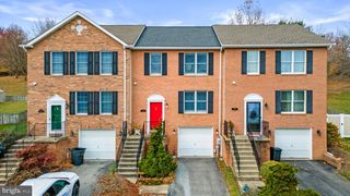 1226 FAIRWAY DR, Westminster, MD 21158
