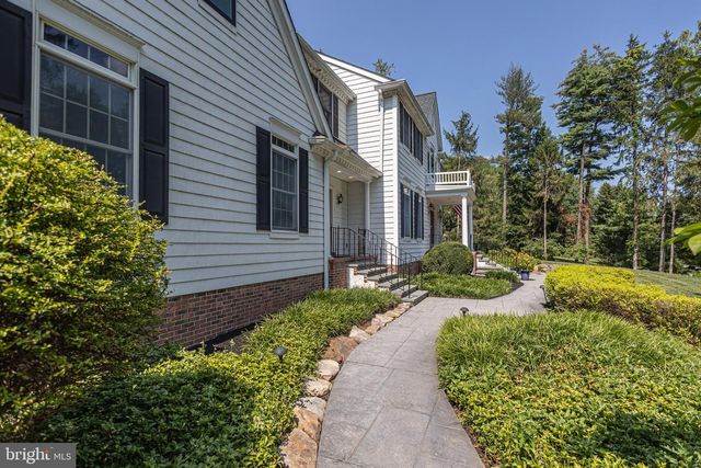 21 BELLINGHAMSHIRE PL, New Hope, PA 18938