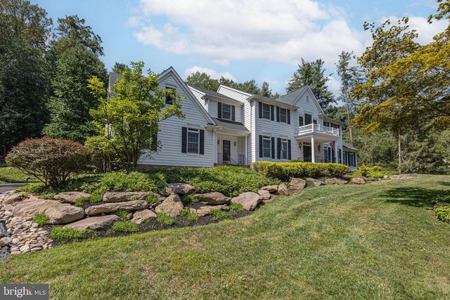 21 BELLINGHAMSHIRE PL, New Hope, PA 18938