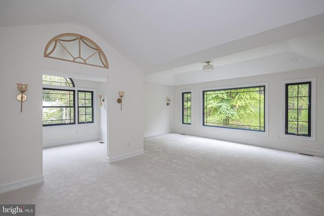 21 BELLINGHAMSHIRE PL, New Hope, PA 18938