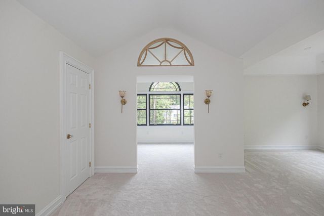 21 BELLINGHAMSHIRE PL, New Hope, PA 18938