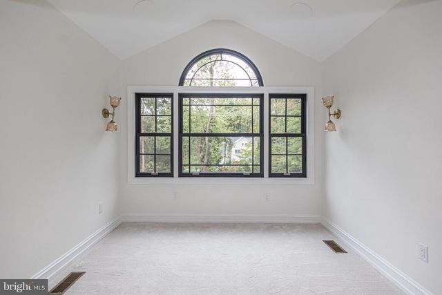 21 BELLINGHAMSHIRE PL, New Hope, PA 18938