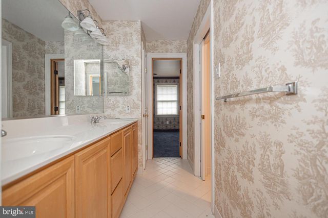 21 BELLINGHAMSHIRE PL, New Hope, PA 18938