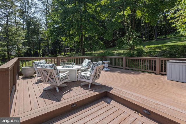 21 BELLINGHAMSHIRE PL, New Hope, PA 18938