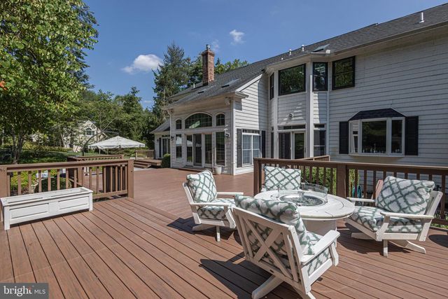 21 BELLINGHAMSHIRE PL, New Hope, PA 18938