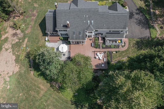 21 BELLINGHAMSHIRE PL, New Hope, PA 18938