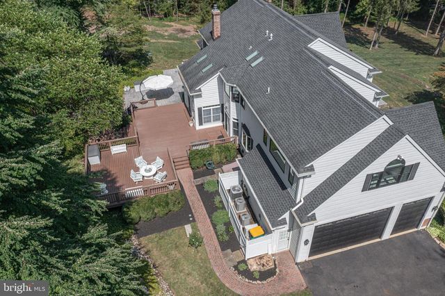 21 BELLINGHAMSHIRE PL, New Hope, PA 18938