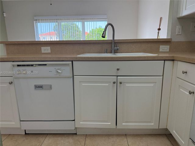 1655 NE 33rd Rd 105-4, Homestead, FL 33033