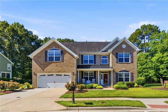 509 Hanbury RD W, Chesapeake, VA 23322