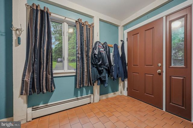 402 PENN GREEN RD, Landenberg, PA 19350