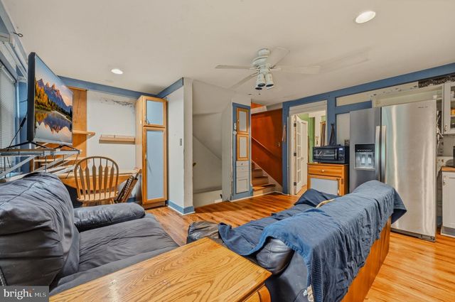 402 PENN GREEN RD, Landenberg, PA 19350