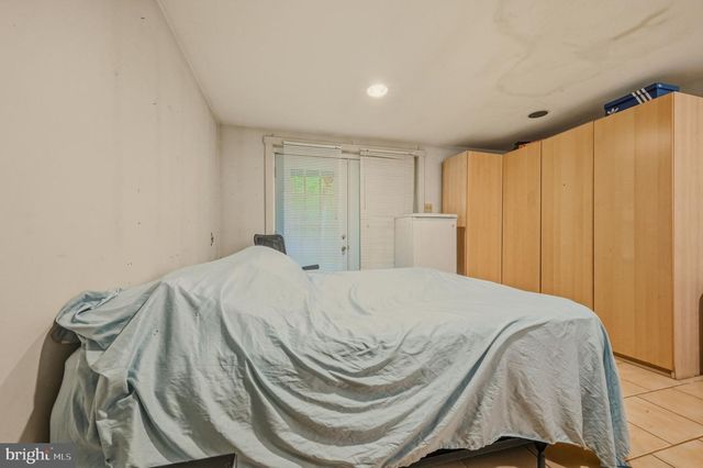 402 PENN GREEN RD, Landenberg, PA 19350
