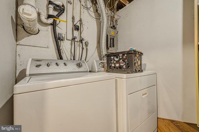 402 PENN GREEN RD, Landenberg, PA 19350