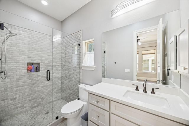 21018 Kings River Point, Kingwood, TX 77346