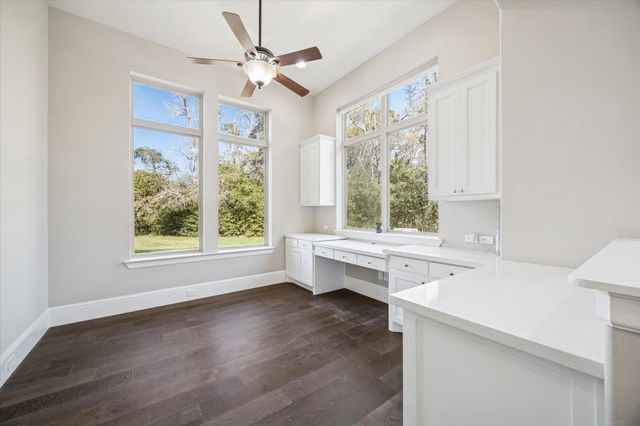 21018 Kings River Point, Kingwood, TX 77346