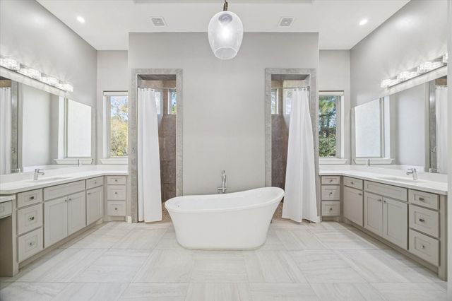 21018 Kings River Point, Kingwood, TX 77346