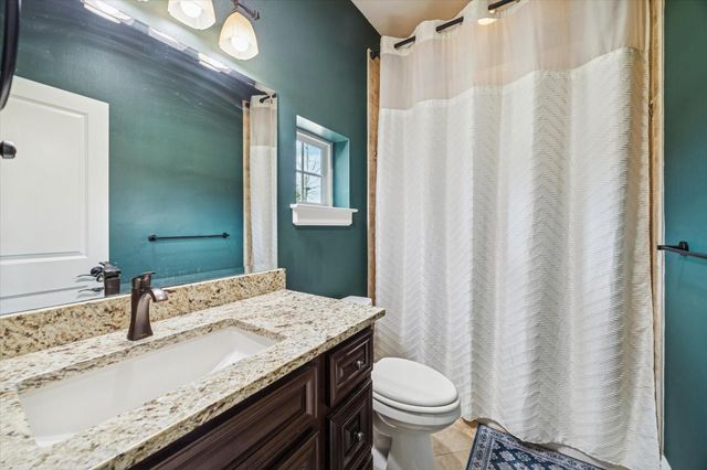 21018 Kings River Point, Kingwood, TX 77346