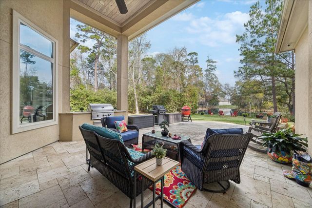 21018 Kings River Point, Kingwood, TX 77346