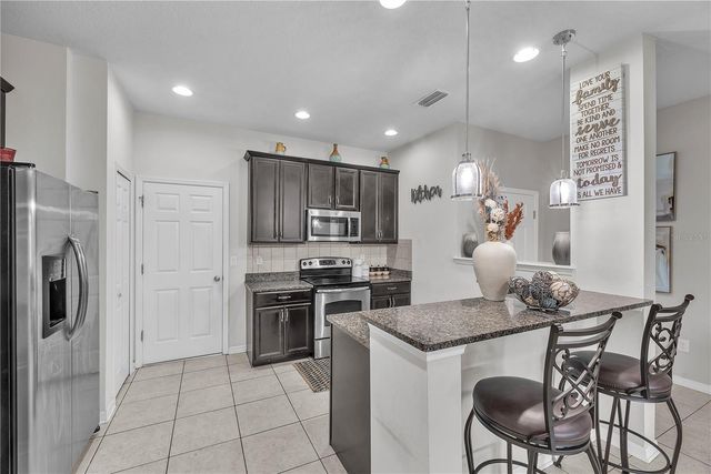 11563 84TH STREET CIRCLE E 105, Parrish, FL 34219