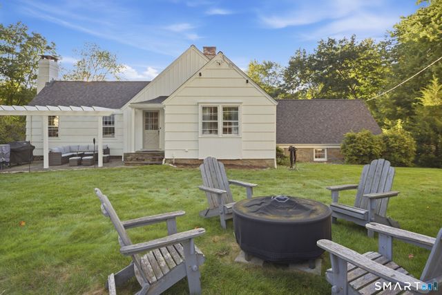 20 Glen Arden Drive South, Fairfield, CT 06824