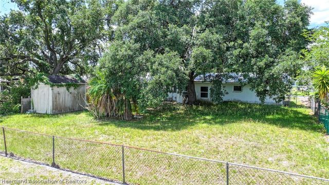 2706 Kingswood Drive, Sebring, FL 33870