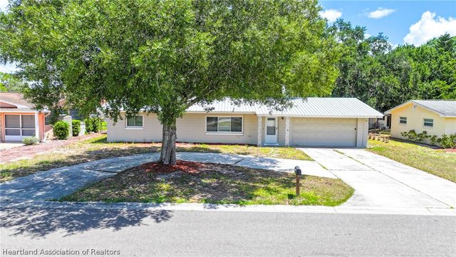 2706 Kingswood Drive, Sebring, FL 33870