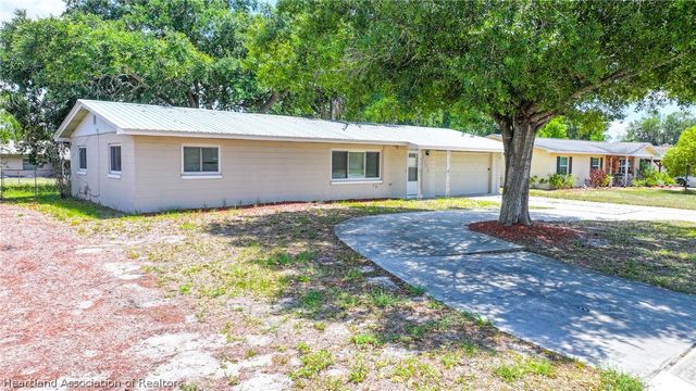 2706 Kingswood Drive, Sebring, FL 33870