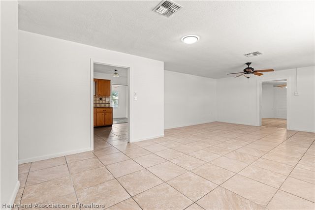 2706 Kingswood Drive, Sebring, FL 33870