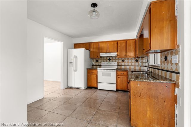 2706 Kingswood Drive, Sebring, FL 33870