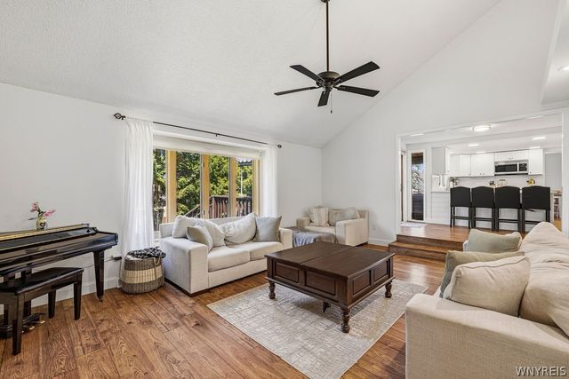 2847 Coventry, Hamburg, NY 14075
