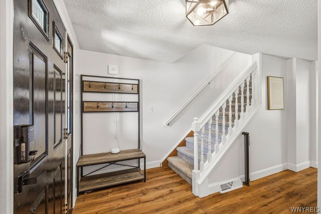 2847 Coventry, Hamburg, NY 14075