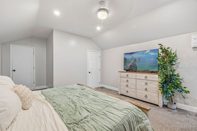 2847 Coventry, Hamburg, NY 14075