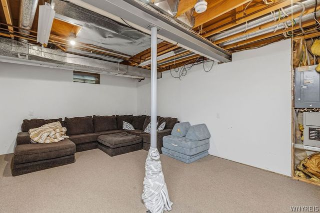 2847 Coventry, Hamburg, NY 14075